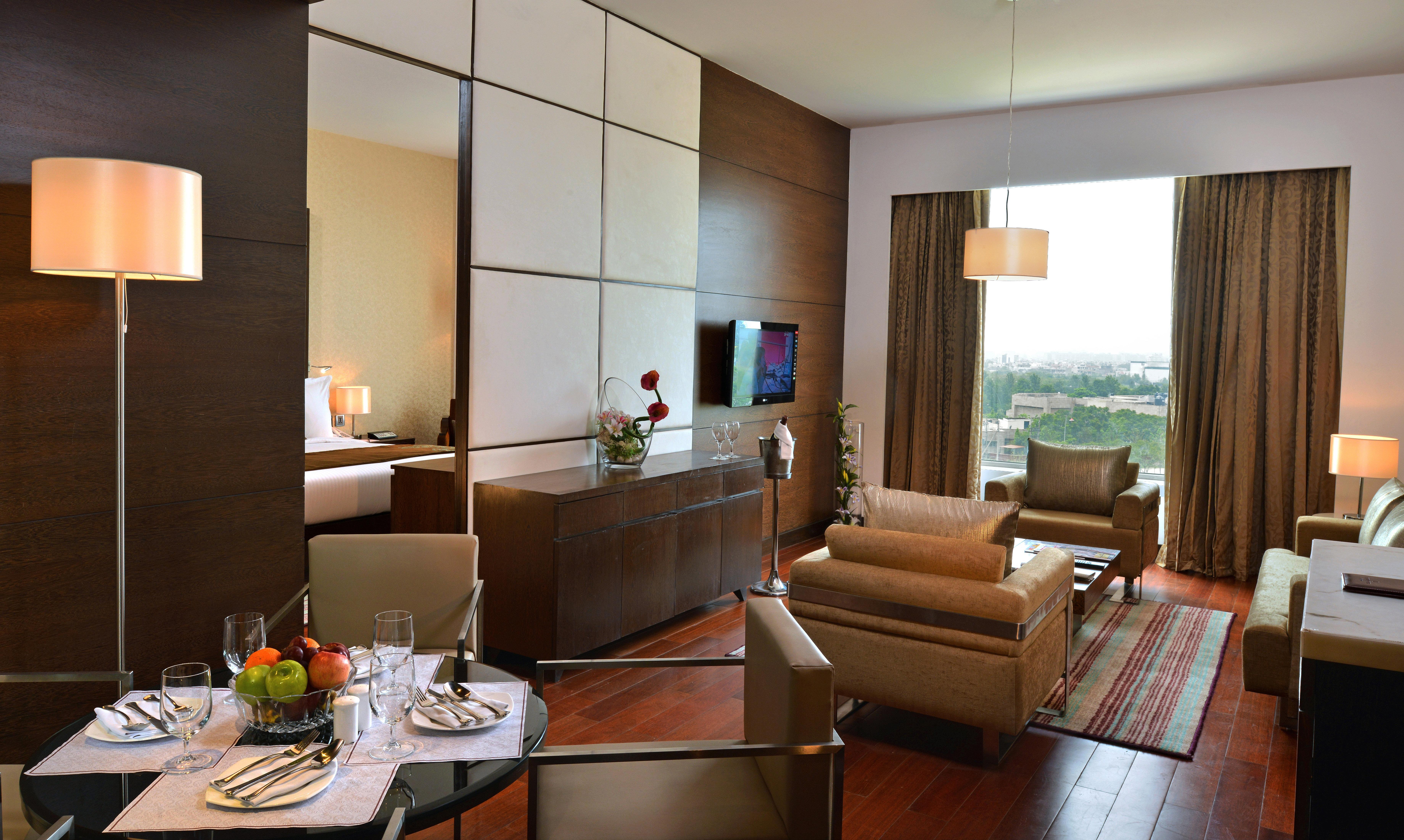 Holiday Inn Chandigarh Panchkula, An Ihg Hotel Номер фото Suite at the Taj Bengal