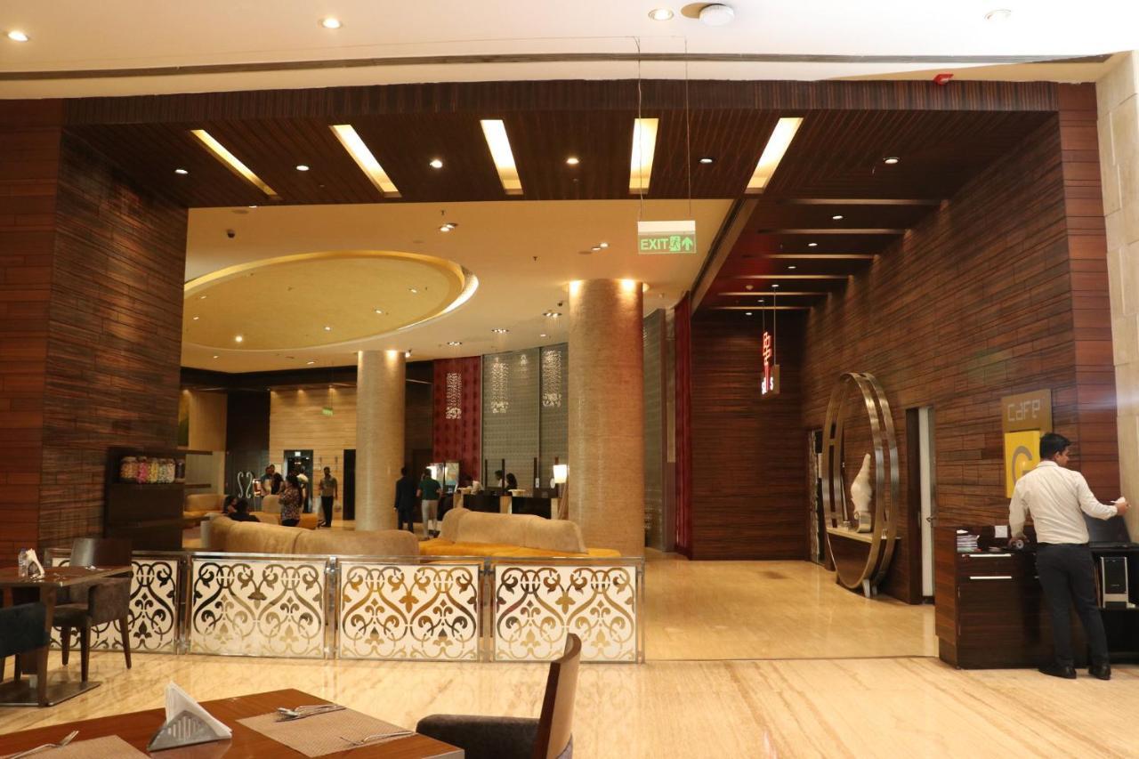 Holiday Inn Chandigarh Panchkula, An Ihg Hotel Екстер'єр фото Lobby