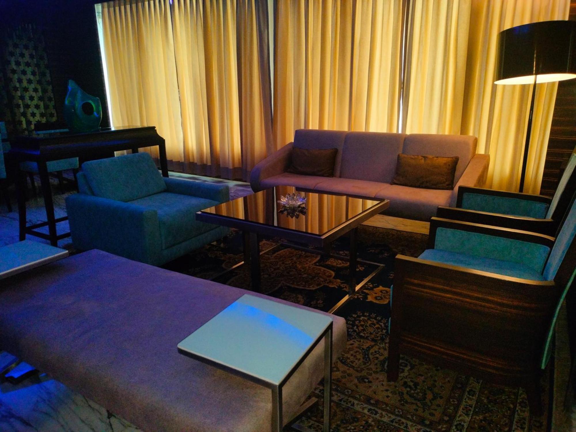 Holiday Inn Chandigarh Panchkula, An Ihg Hotel Екстер'єр фото The interior of the lounge