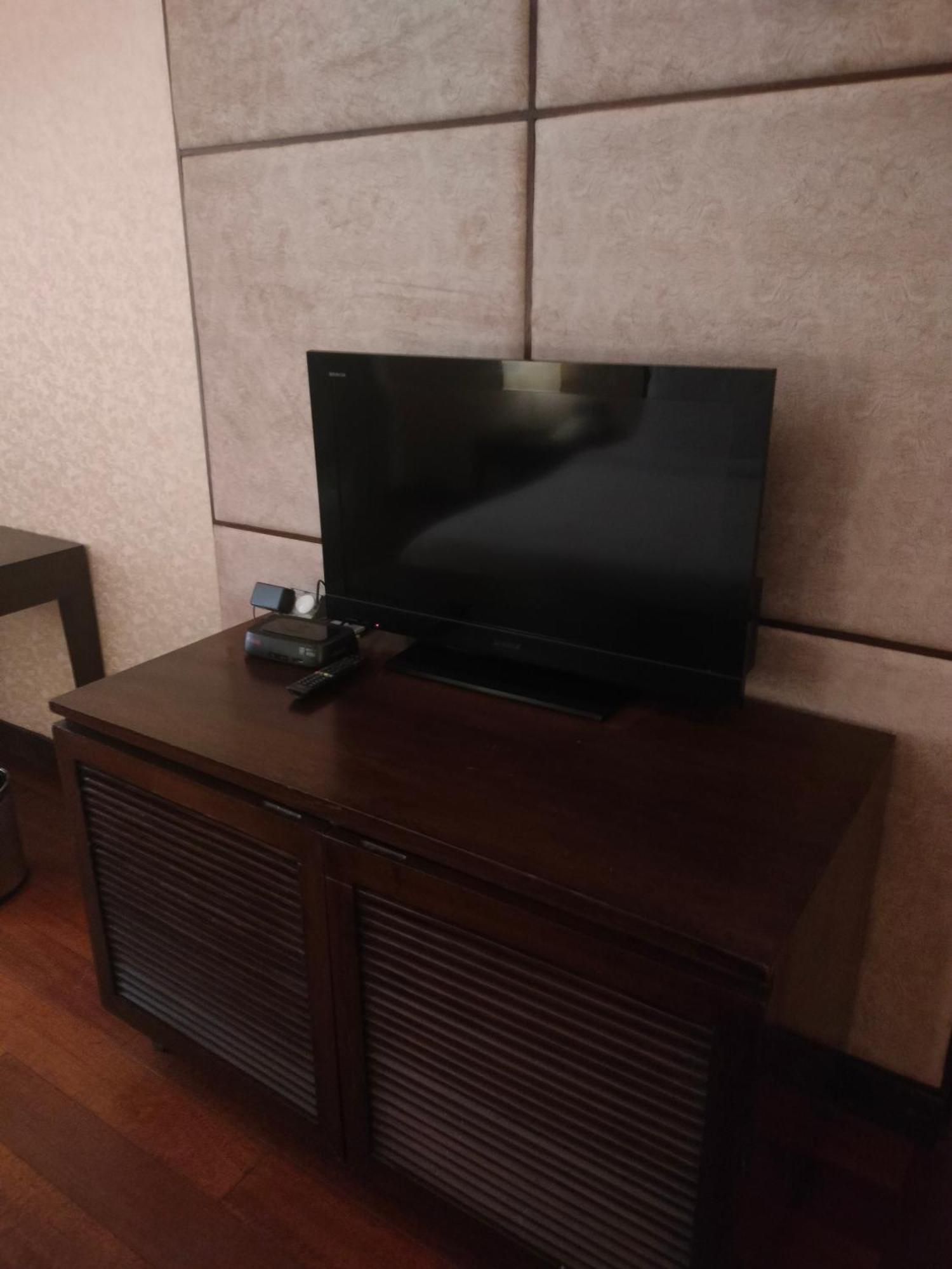 Holiday Inn Chandigarh Panchkula, An Ihg Hotel Екстер'єр фото A television set
