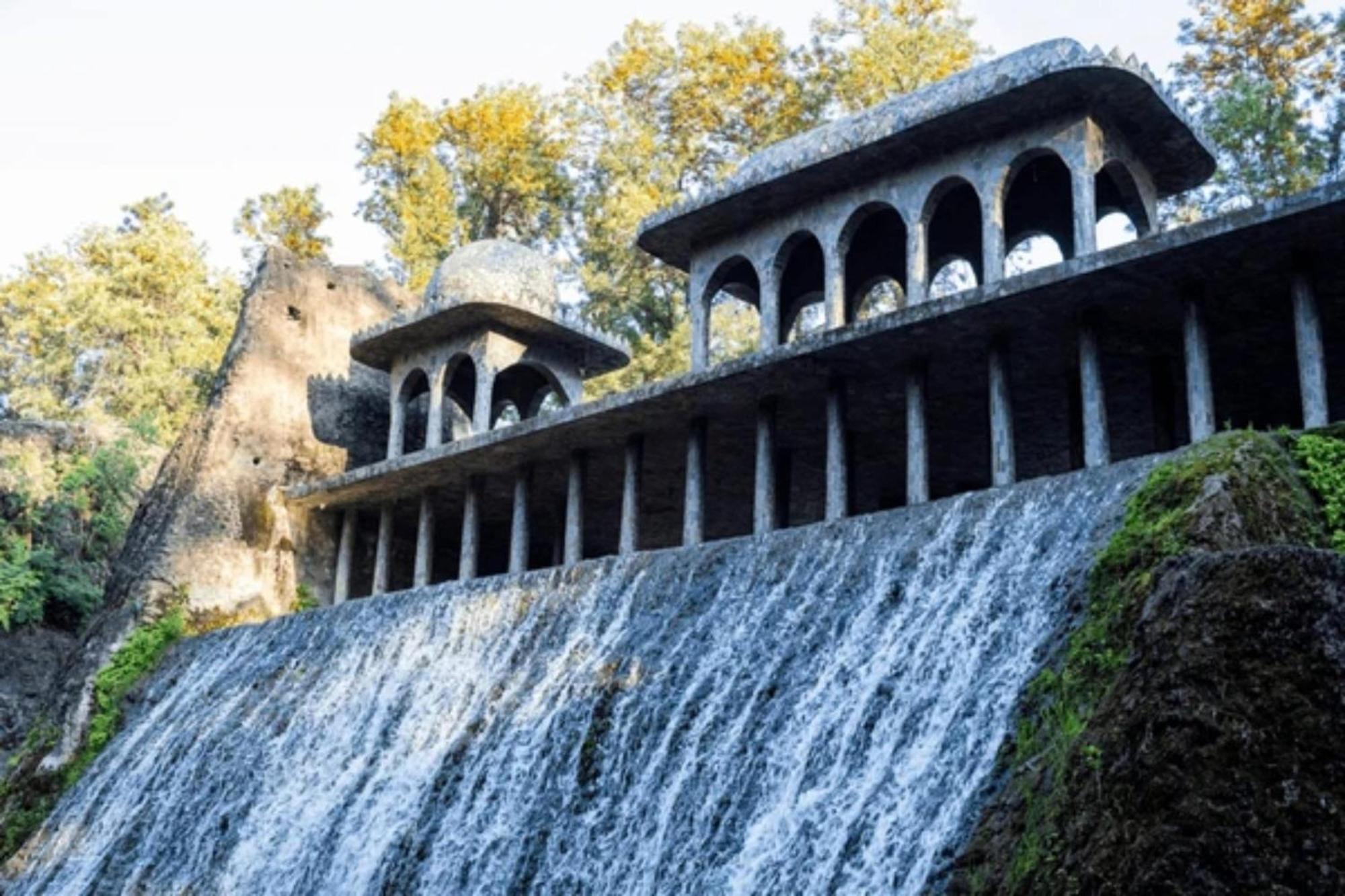 Holiday Inn Chandigarh Panchkula, An Ihg Hotel Екстер'єр фото The "House of the Sun"