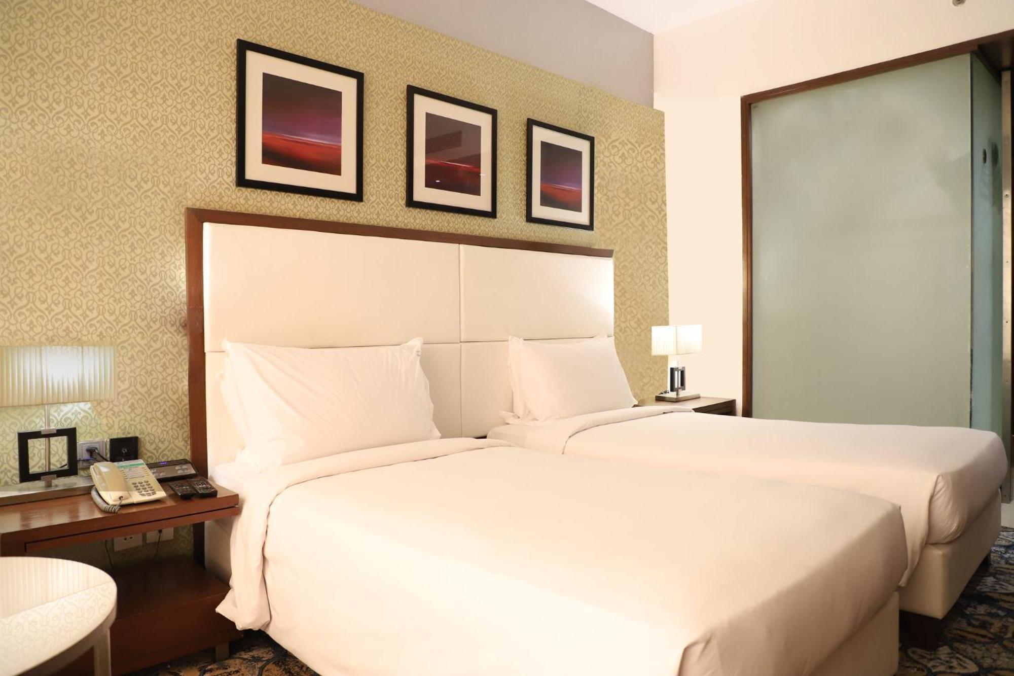 Holiday Inn Chandigarh Panchkula, An Ihg Hotel Екстер'єр фото A room at the hotel